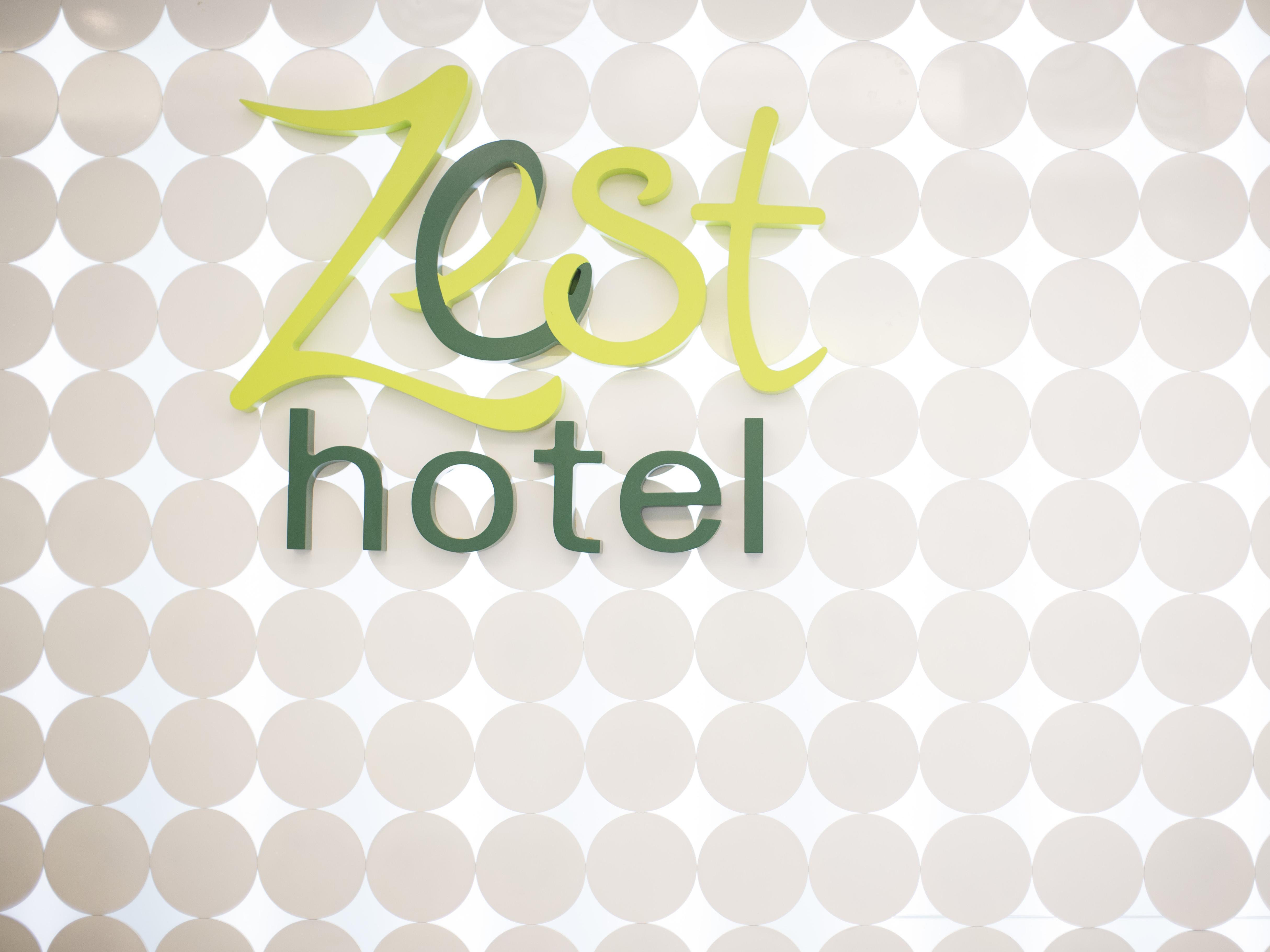 Zest Jemursari By Swiss-Belhotel International Surabaia Exterior foto